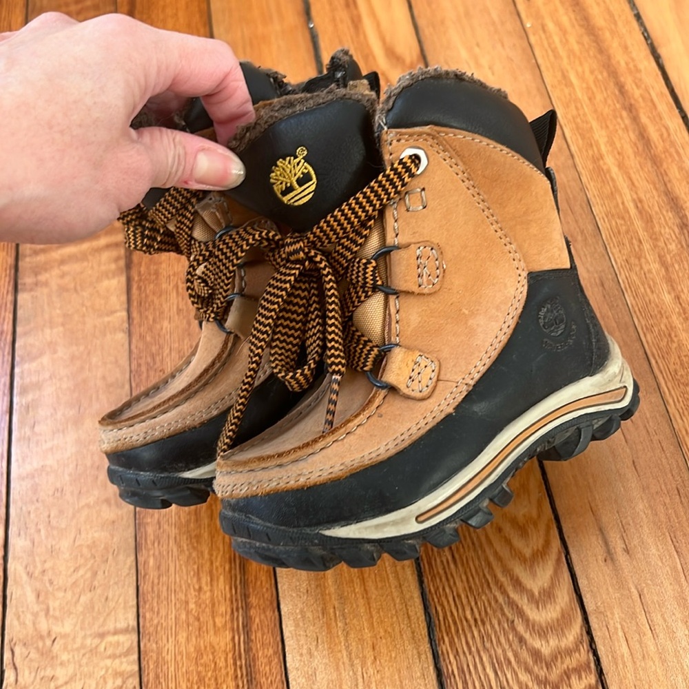 Timberland waterproof winter boots size c6 toddler